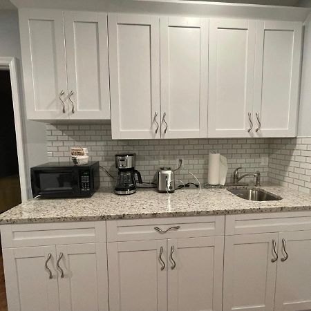 טאמפה Twelve Oaks Modern Independent Apartment מראה חיצוני תמונה