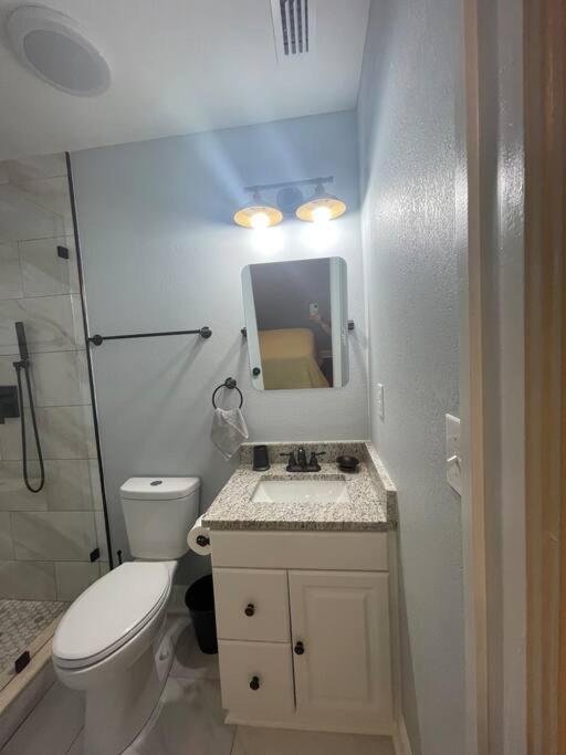 טאמפה Twelve Oaks Modern Independent Apartment מראה חיצוני תמונה